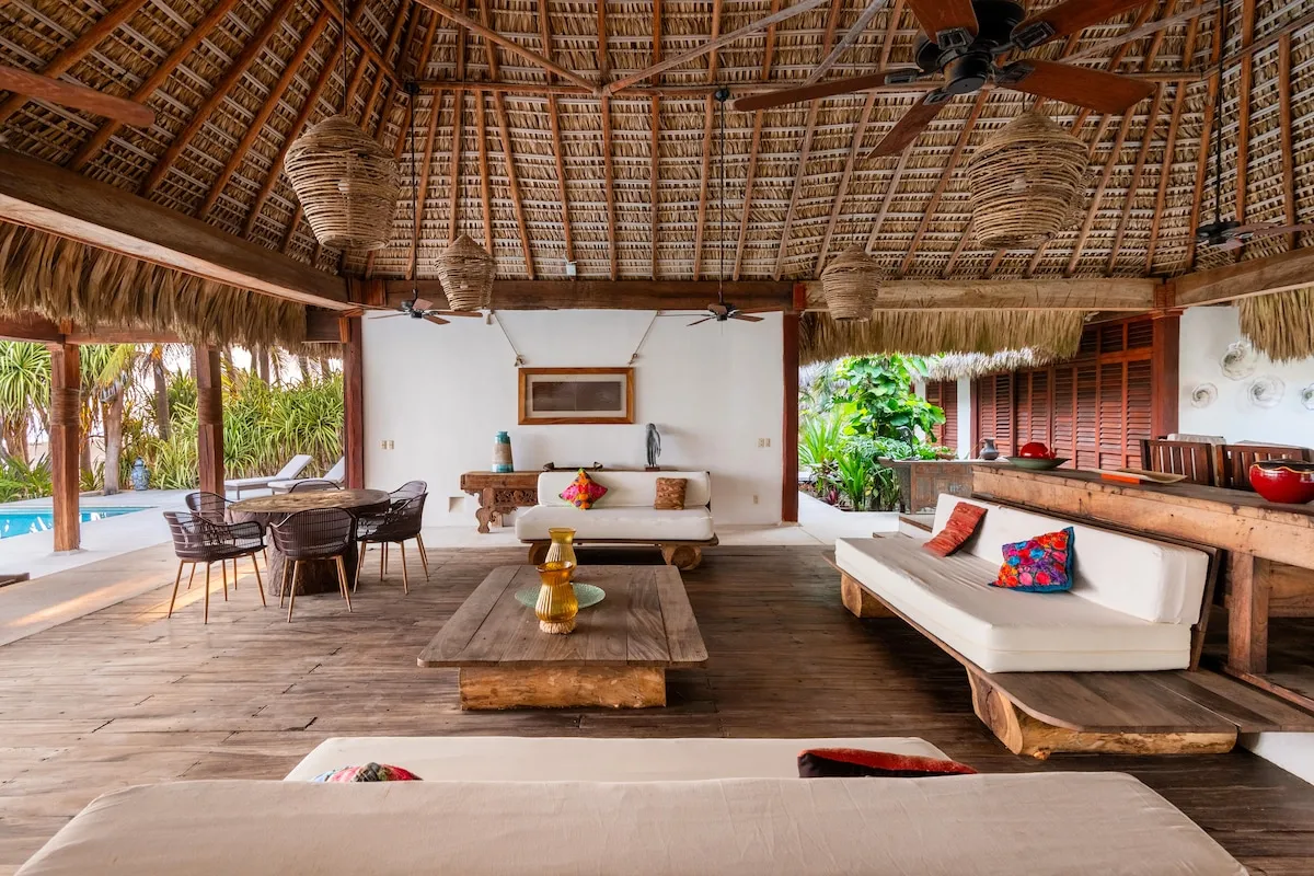CASA RHINO – Your Dream Oceanfront Escape