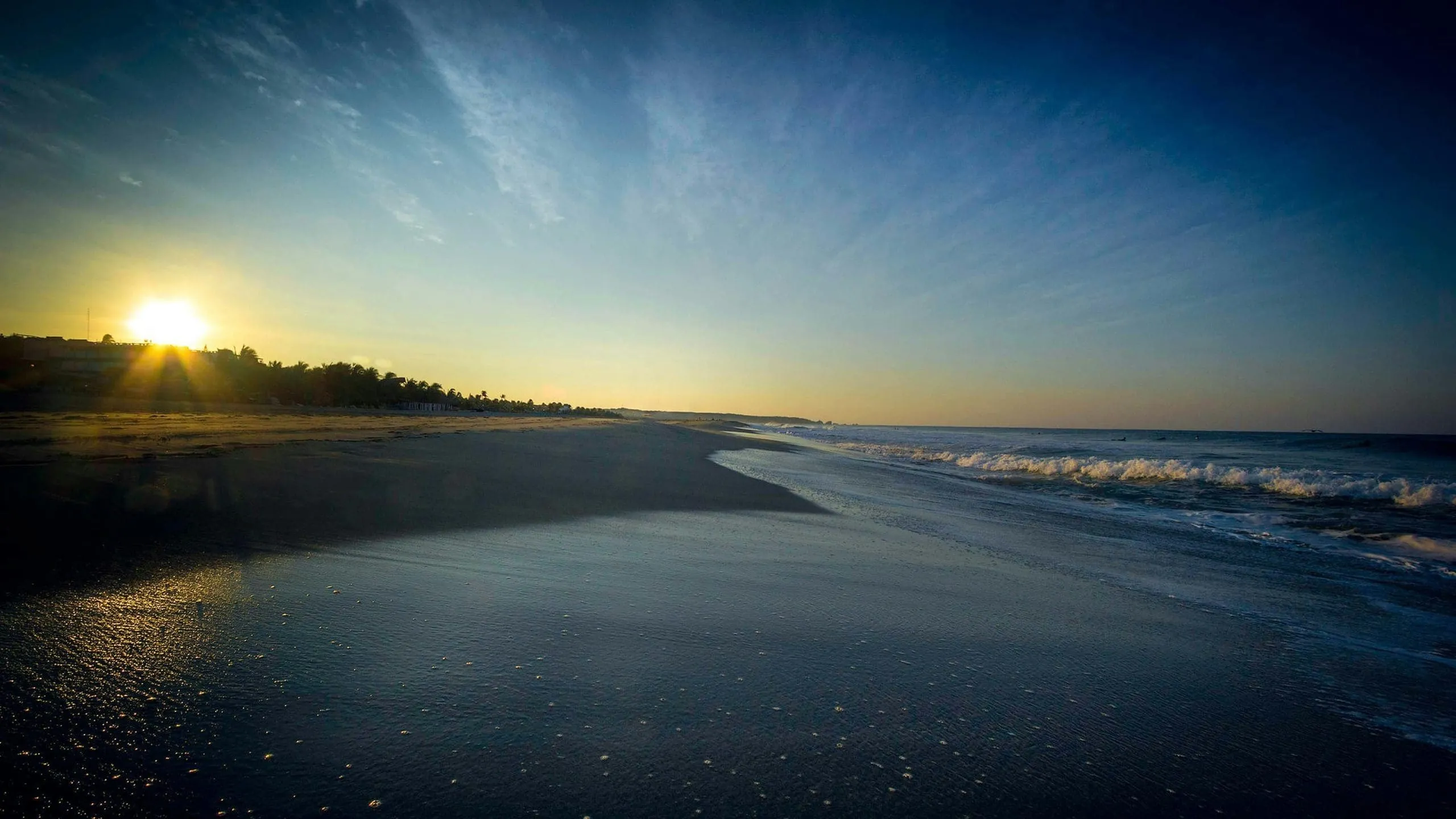 The Pros and Cons of Renting During Puerto Escondido’s Rainy Season