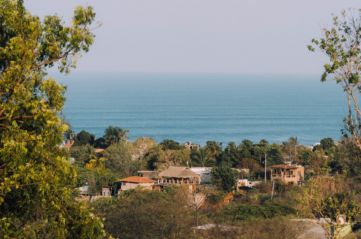 How to Plan the Perfect Group Trip to Puerto Escondido