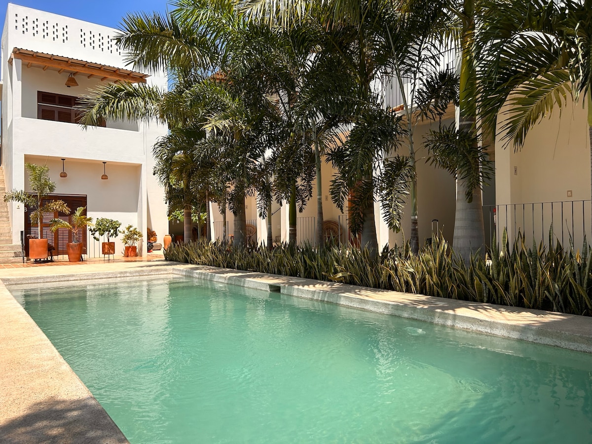 Hotel vs. Airbnb in Puerto Escondido: Which Should You Choose?